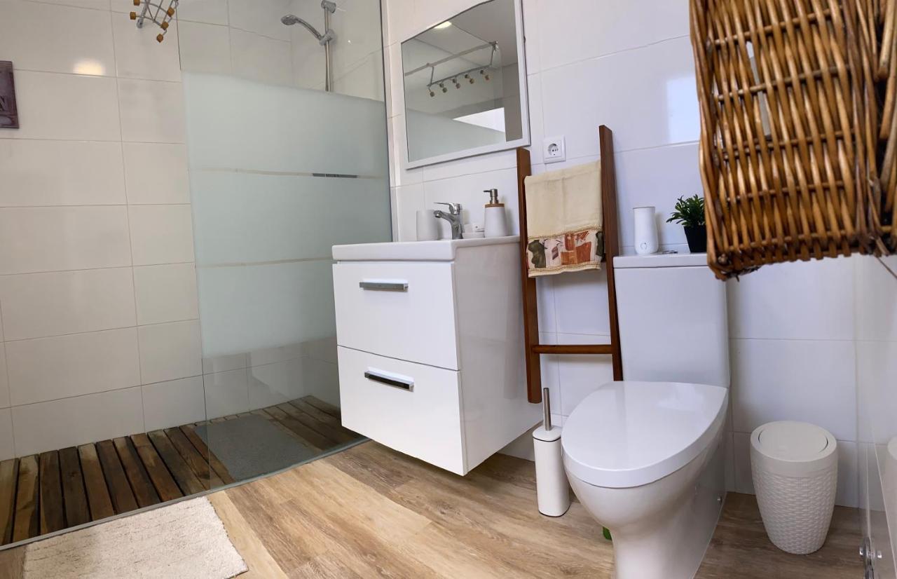 Вилла Alojamento Bb House Понта-Делгада Экстерьер фото